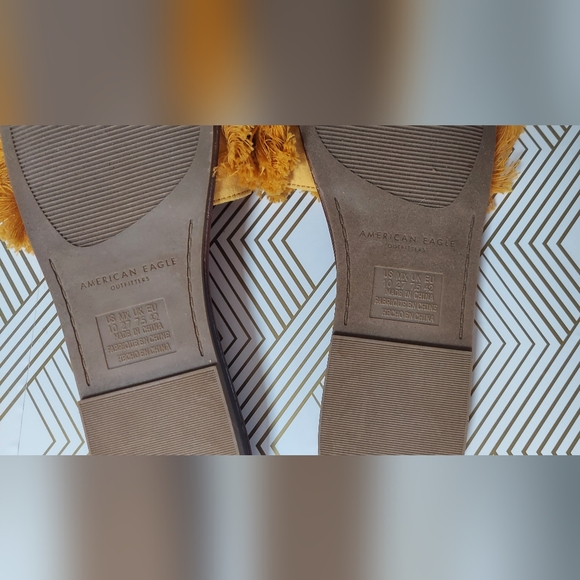 American Eagle Sandles - Picture 5 of 6